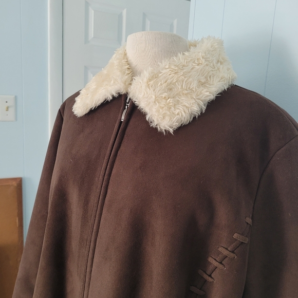 Coat. Faux suede/Fur Liz Claiborne Coat - Picture 2 of 9